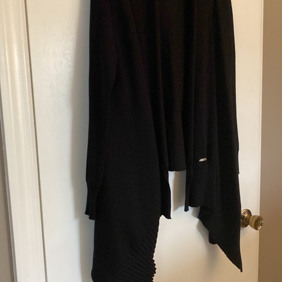 Guess sweater, scarf like front, lace up detail on back. Size Medium - Picture 3 of 12